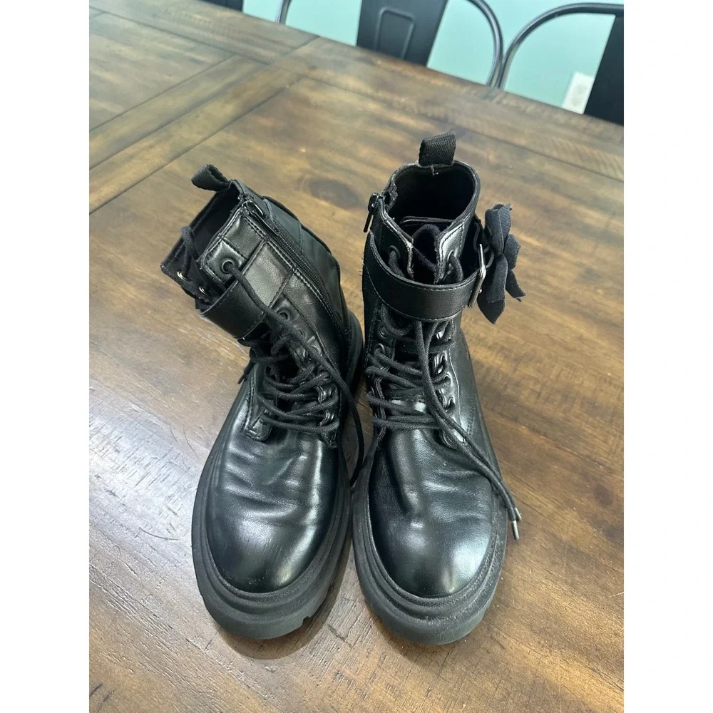 Zara Kids Black Floral Combat Boots Side Zip Lug‎ Sole Size 33 2122/233/800